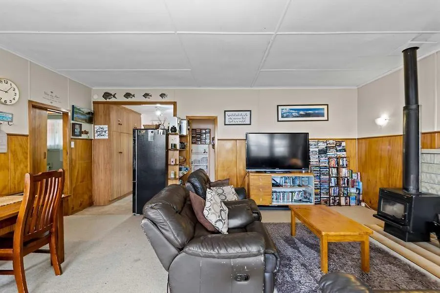 Hilltop Getaway Taupo New Zealand